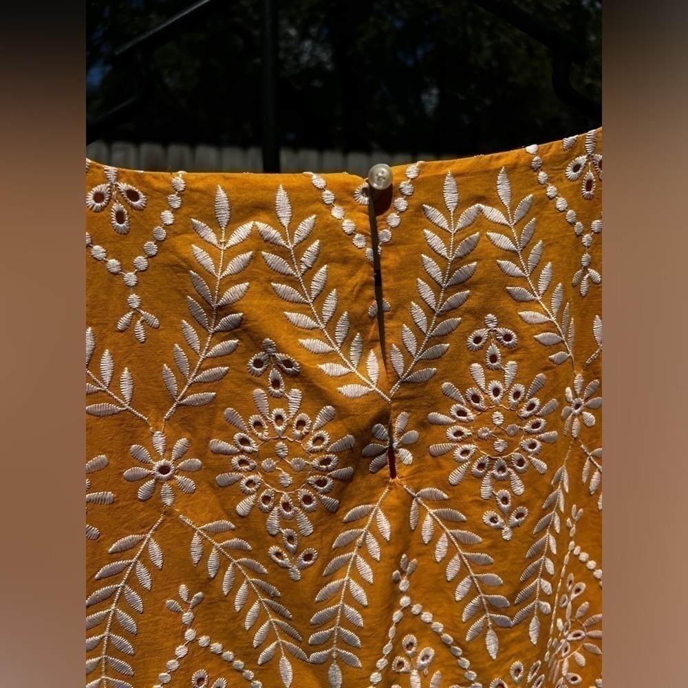 New ▶️ Loft ◀️ Floral Eyelet Shift Dress. MP - Picture 9 of 15
